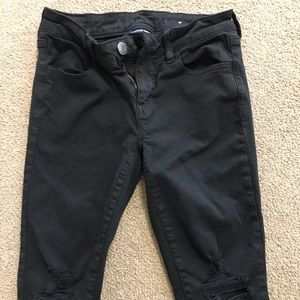 Women’s distressed jeans